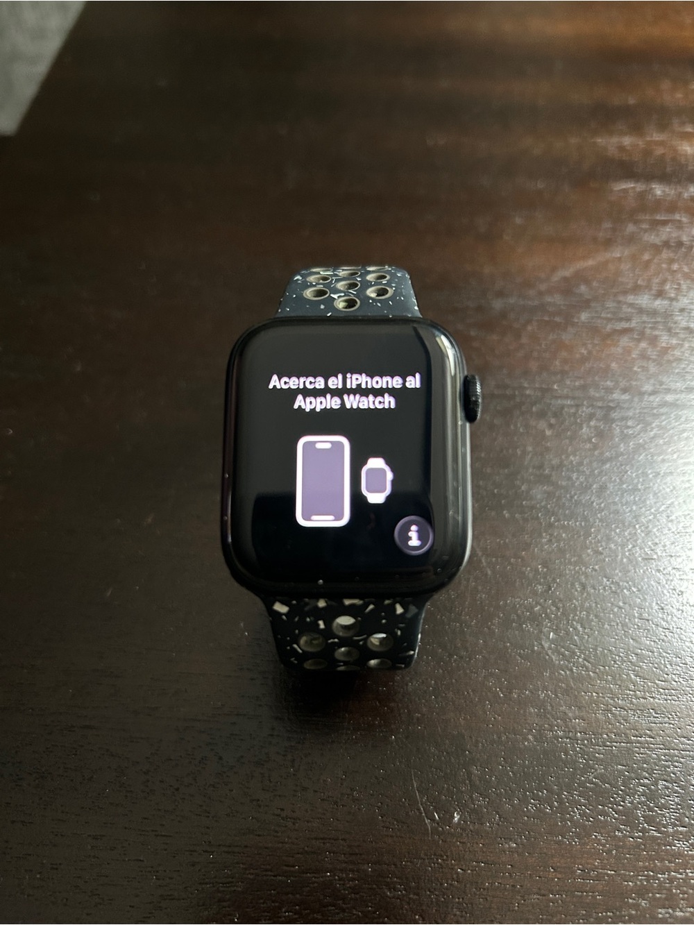 Apple Watch SE with Nike Wristband
